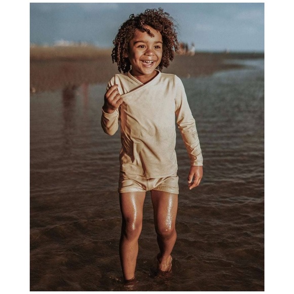 The Simple Folk | The SPF 50+ Swim Top Dune | 6/9 M - Picture 3 of 16